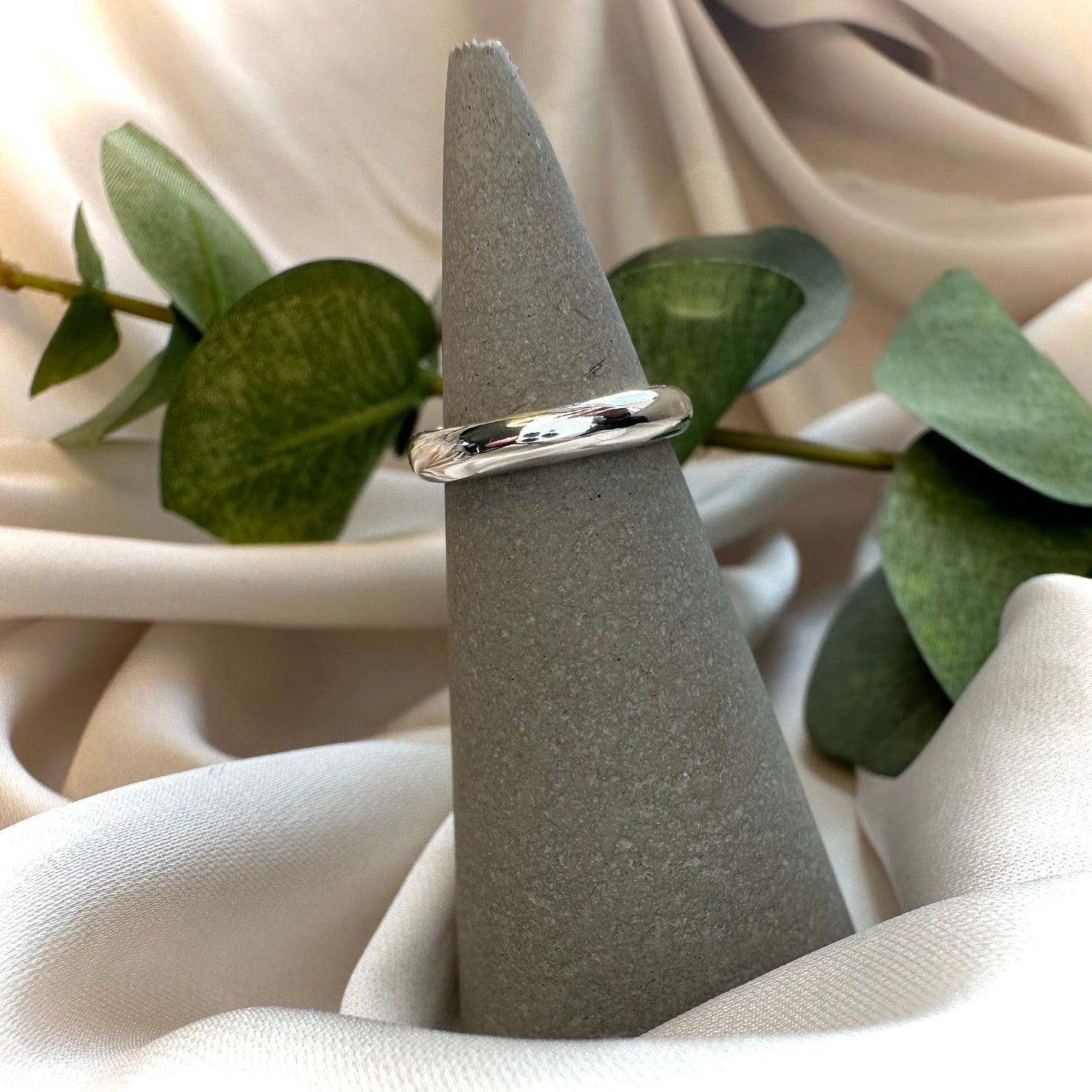 Plain Sterling Silver D shape Band