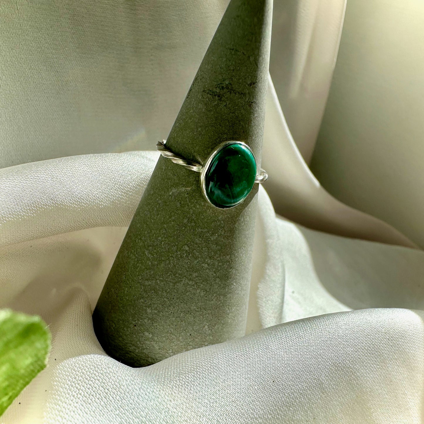 The Amelia Ring
