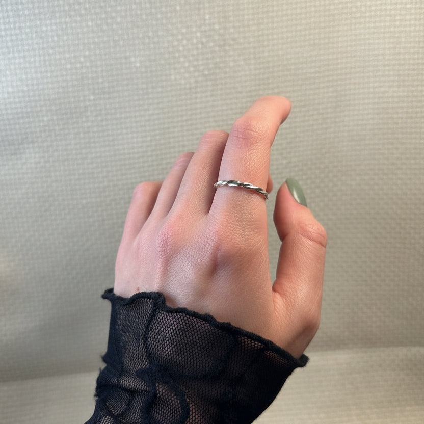 Twisted Ivy | 925 Sterling Silver Handmade Twisted Band